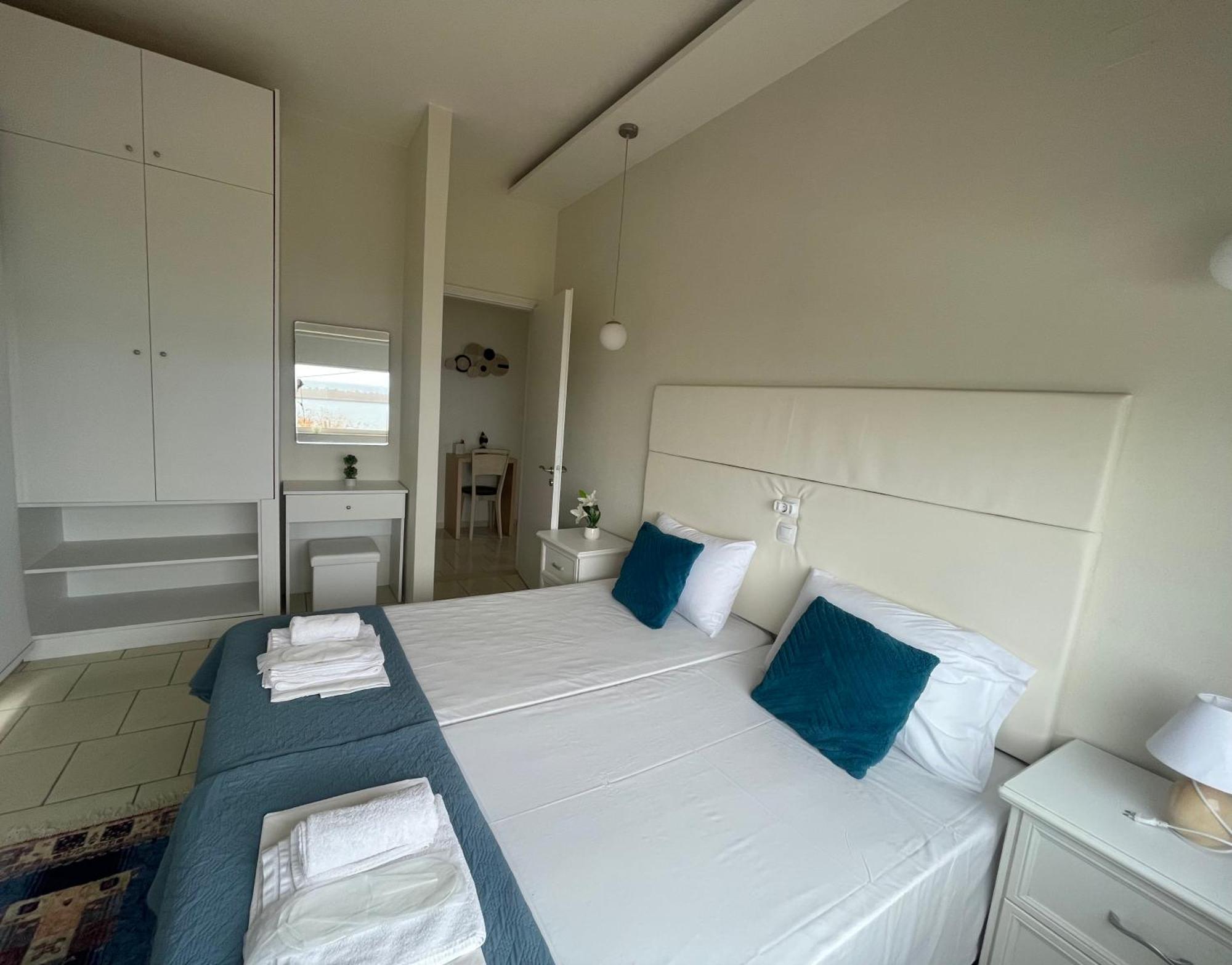 Sea View Apts & Suites By Pachiplex 玛利亚 外观 照片